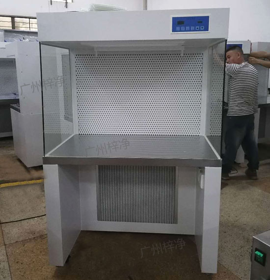 水平流百級(jí)超凈工作臺(tái) 水平流百級(jí)超凈工作臺(tái)