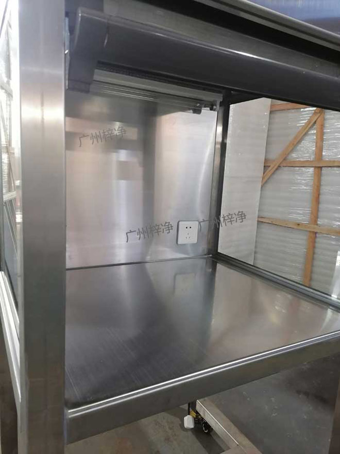 升降門超凈工作臺(tái)內(nèi)結(jié)構(gòu)特點(diǎn) 升降門超凈工作臺(tái)內(nèi)結(jié)構(gòu)特點(diǎn)