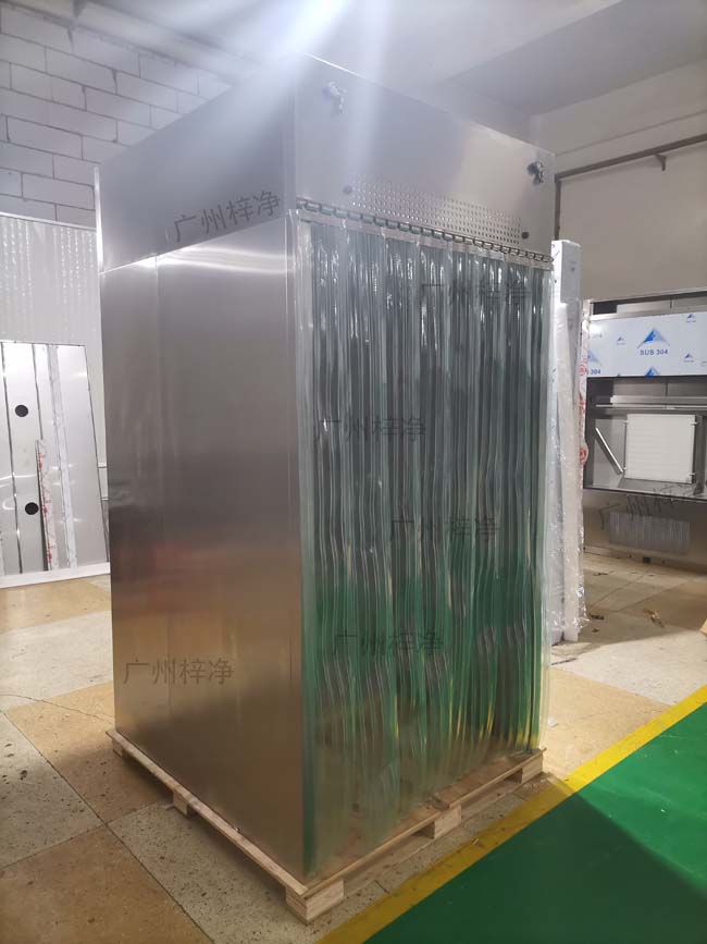 負(fù)壓稱量室定制作現(xiàn)場實(shí)拍圖 負(fù)壓稱量室定制作現(xiàn)場實(shí)拍圖